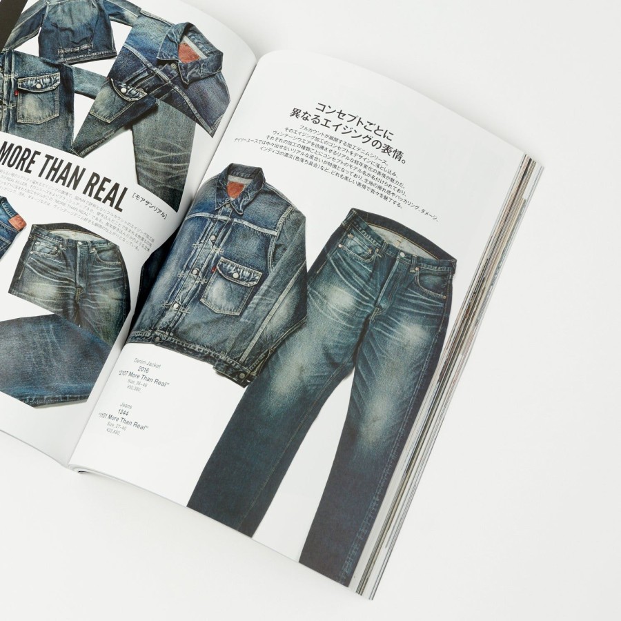 Accessories Publication | Clutch Magazine Vol. 90 - The Legend